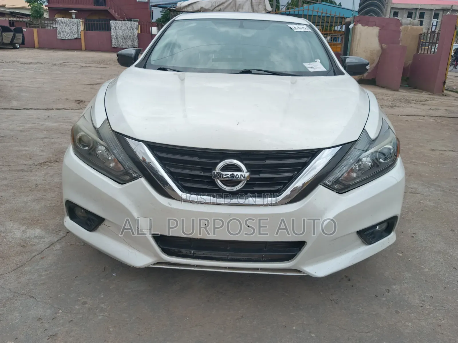 Nissan Altima 2017 White