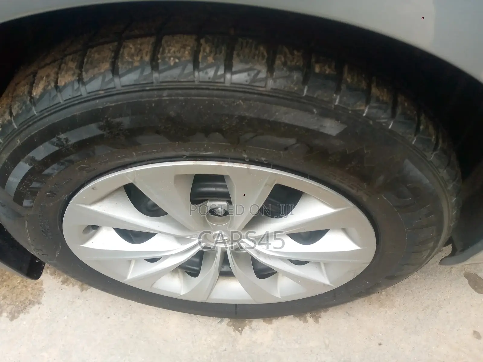 Toyota Camry 2017 Silver