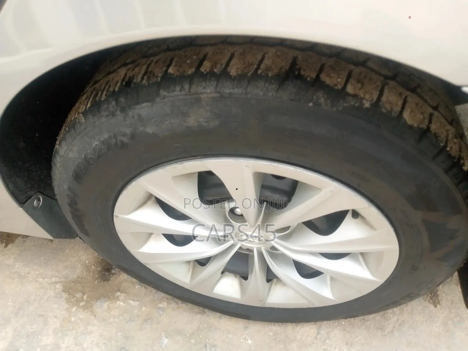 Toyota Camry 2017 Silver