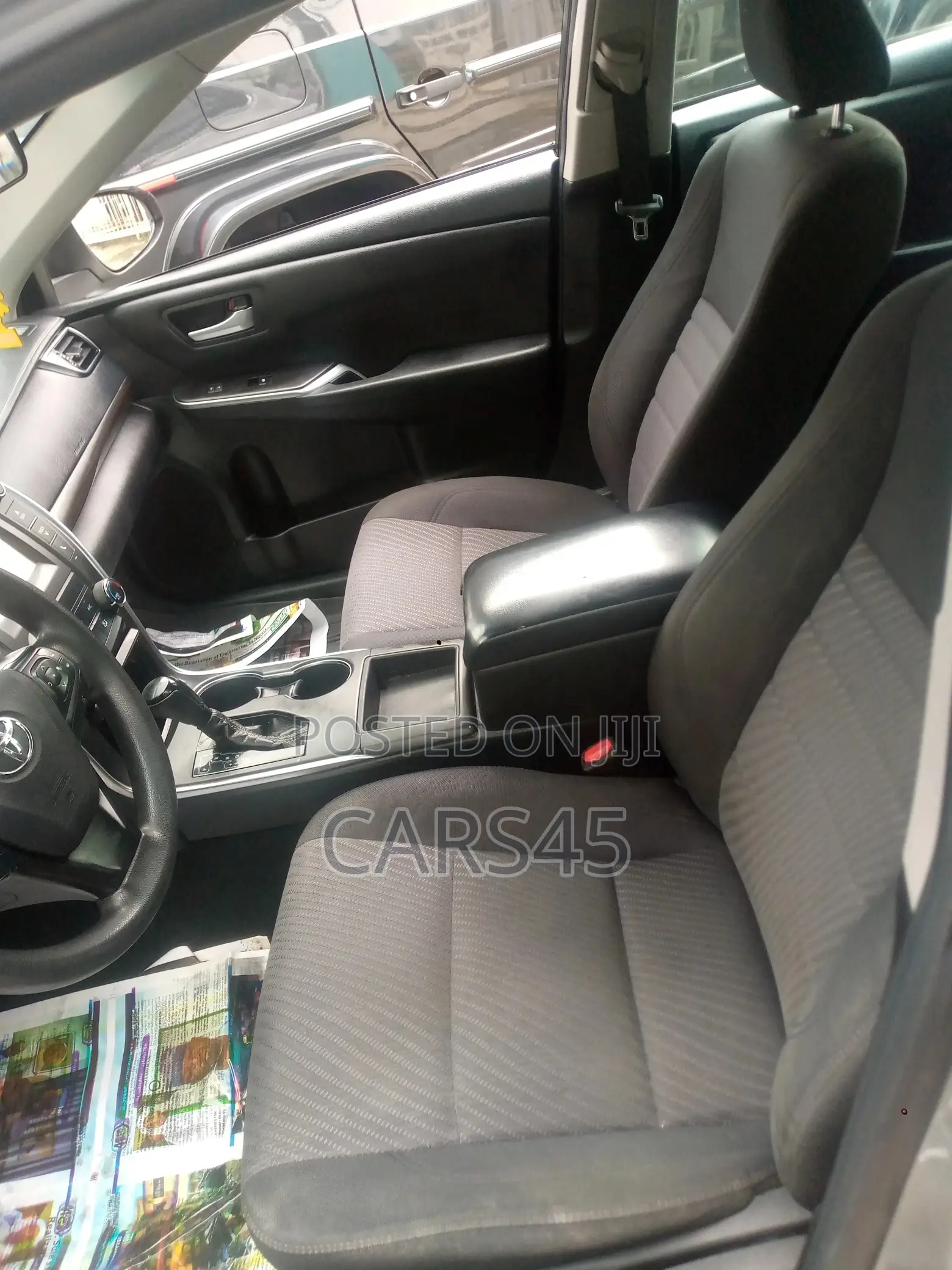 Toyota Camry 2017 Silver