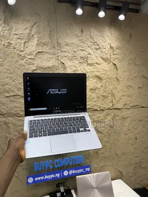 Laptop Asus 4GB Intel Core i3 SSD 128GB
