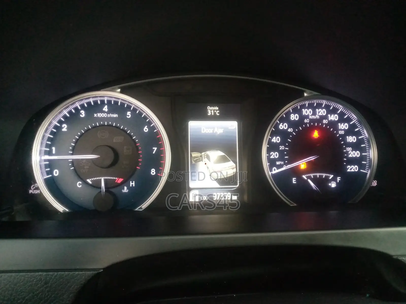 Toyota Camry 2017 Silver