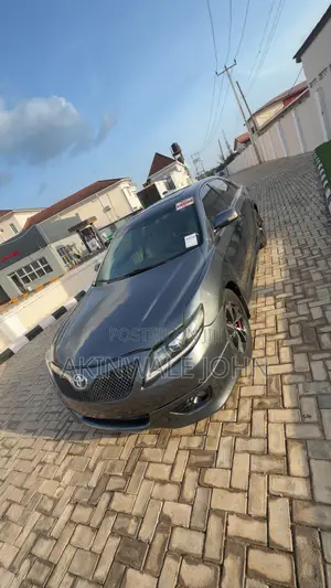 Toyota Camry SE 4dr Sedan (2.4L 4cyl 5A) 2007 Gray