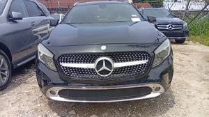 Mercedes-Benz GLA 250 2017 Black