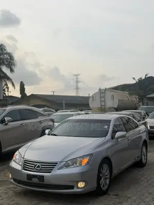 Lexus ES 350 2011 Silver