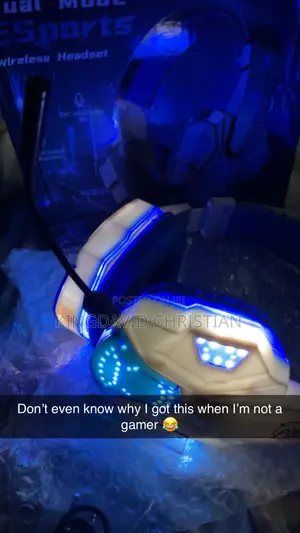 High Aesthetic Glowing Gaming Headset, Wireless Over-Ear Headphones