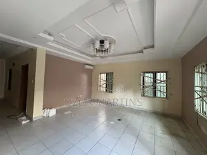 3bdrm Block of Flats in Wuye for rent