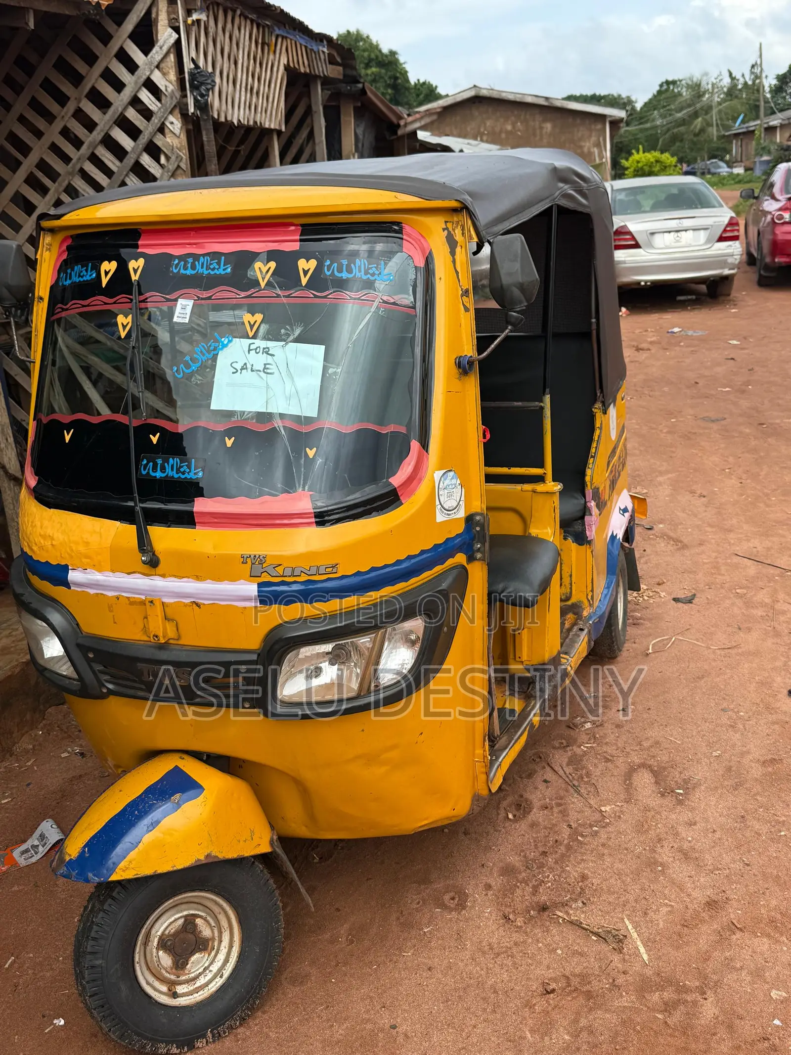 TVS King Deluxe Plus iTouch Start 2022 Yellow