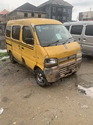Suzuki Every 2010 Yellow