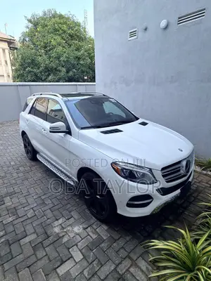 Mercedes-Benz GLE-Class GLE 350d 4MATIC 2017 White