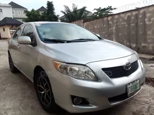 Toyota Corolla 2009 Silver