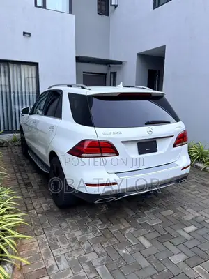 Mercedes-Benz GLE-Class GLE 350d 4MATIC 2017 White