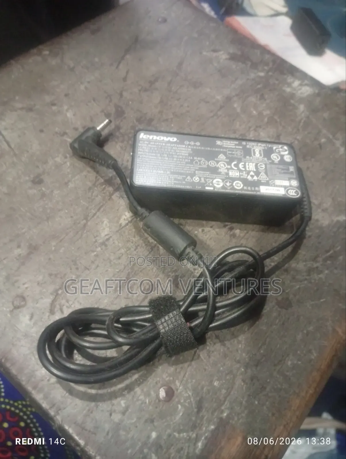 20v 2.2amp Lenovo Laptop Charger