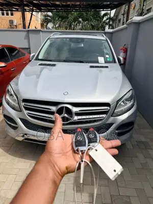 Mercedes-Benz GLE-Class GLE 350d 4MATIC 2017 Silver