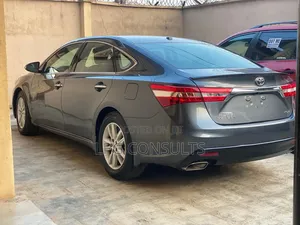 Toyota Avalon XLE Premium 4dr Sedan (3.5L 6cyl 6A) 2014 Gray