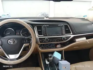 Toyota Highlander 2016 Black