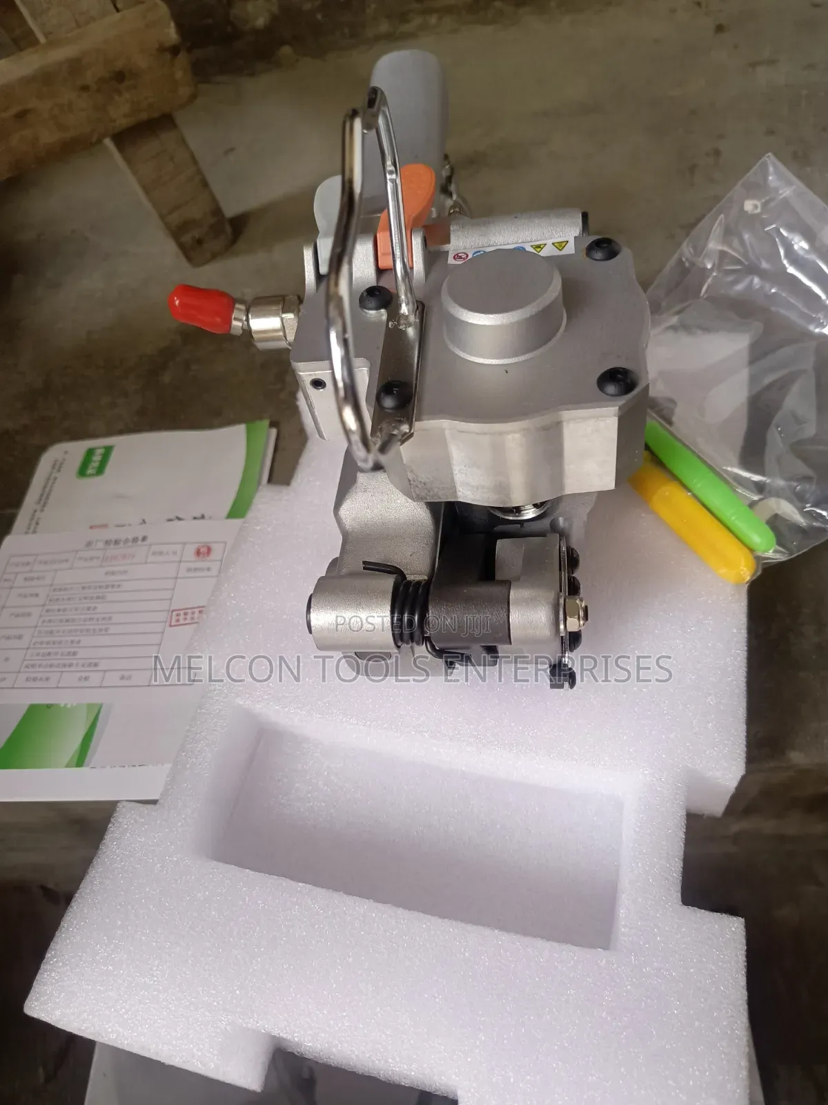Pneumatic Strapping Machine