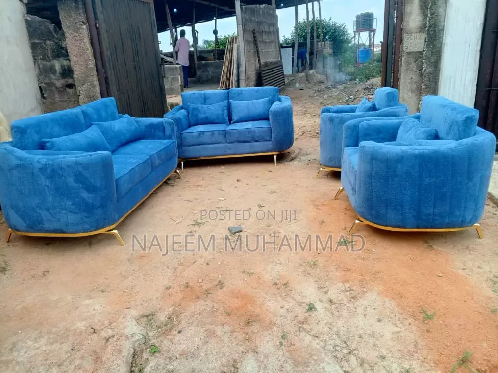 Ccomplete Set of Blue Fabric Sofa