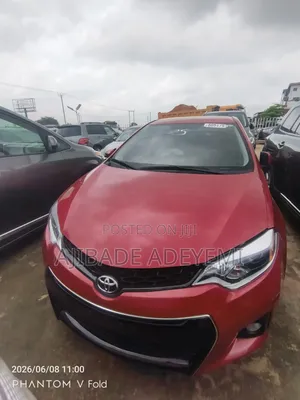 Toyota Corolla LE 4dr Sedan (1.8L 4cyl CVT) 2016 Red