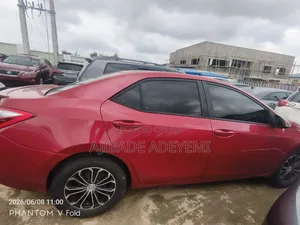 Toyota Corolla LE 4dr Sedan (1.8L 4cyl CVT) 2016 Red