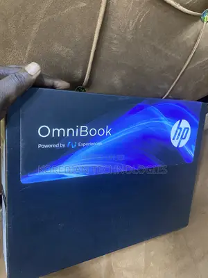 New Laptop HP OmniBook Ultra Flip 14" 16GB Intel Core Ultra 7 SSD 1T