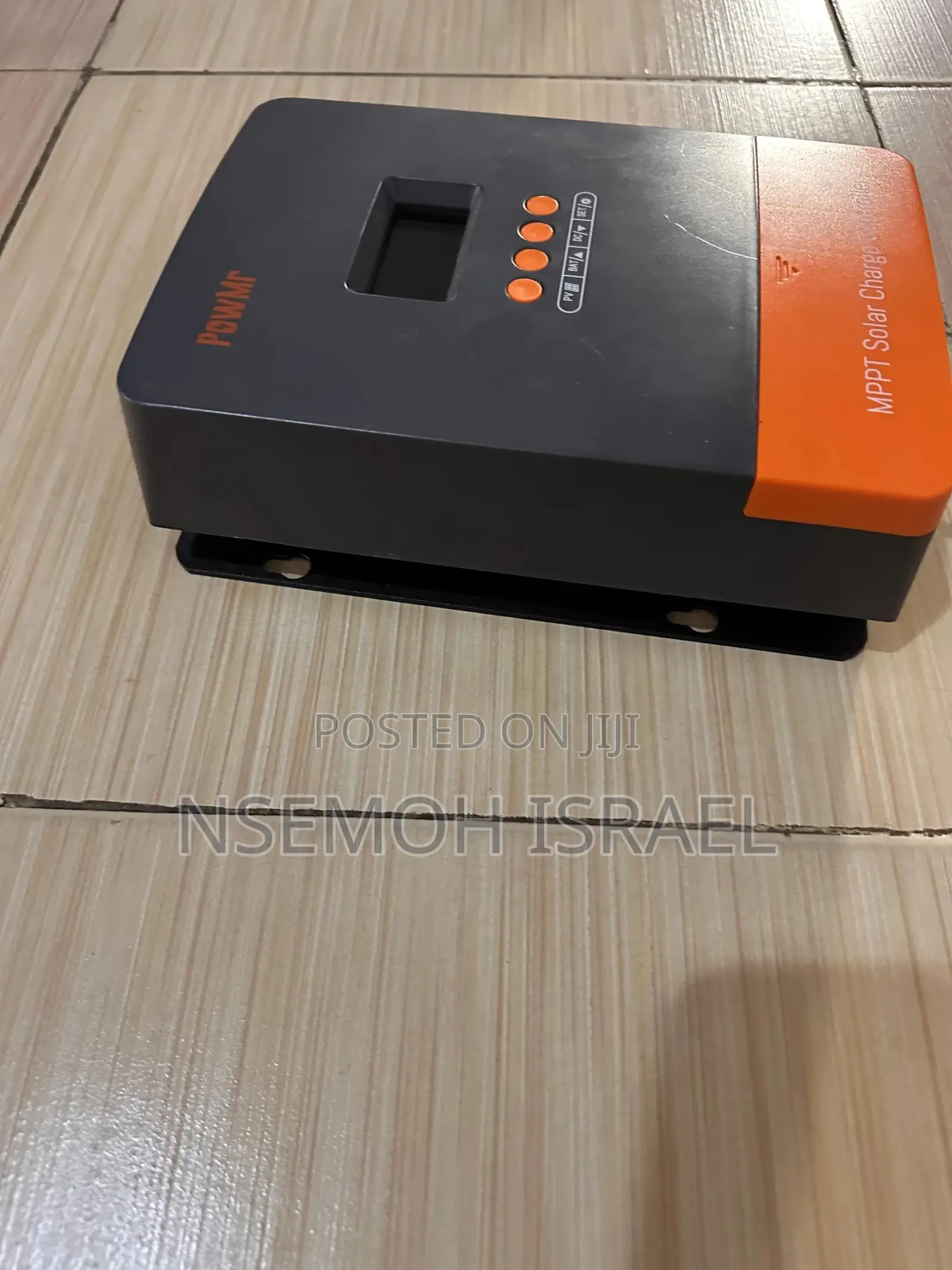 MPPT Solar Charge Controller