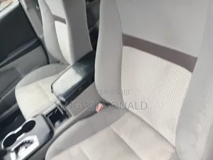 Toyota Camry 2012 Silver
