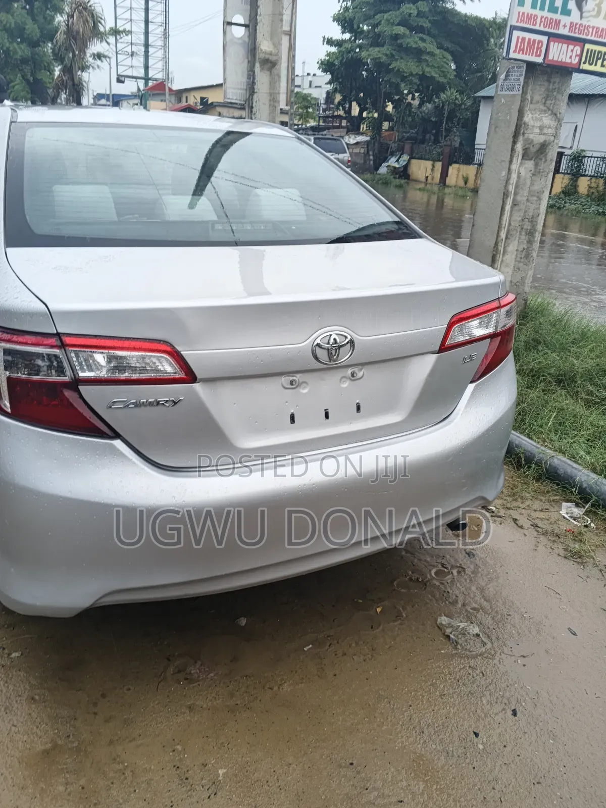 Toyota Camry 2012 Silver