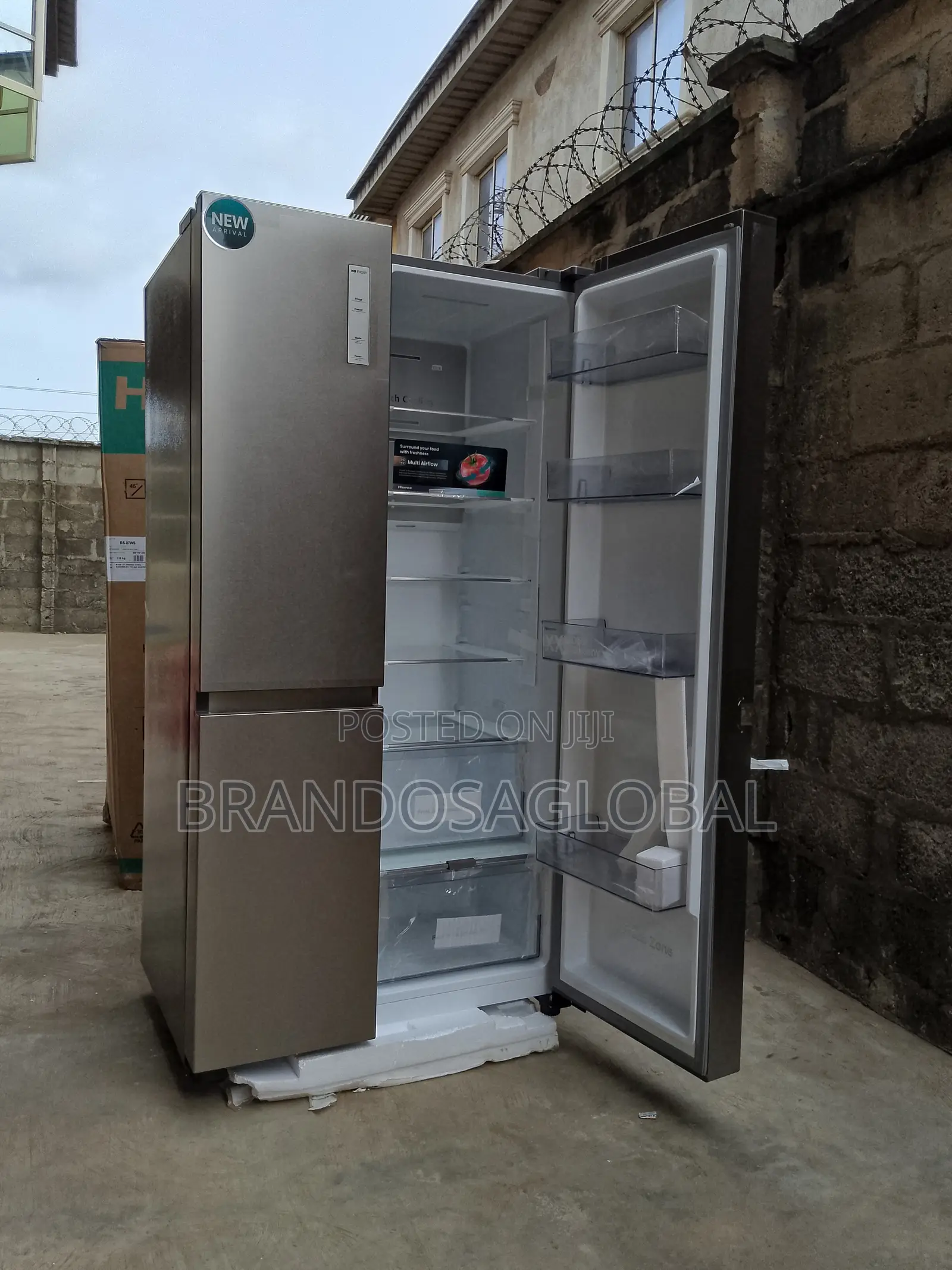 Hisense Side by Side Fridge 637l Smart Storage Design