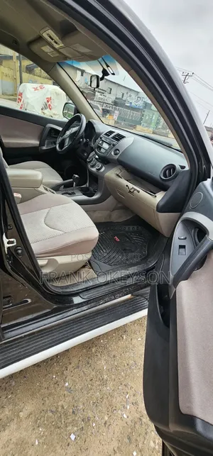 Toyota RAV4 1.8 2007 Black