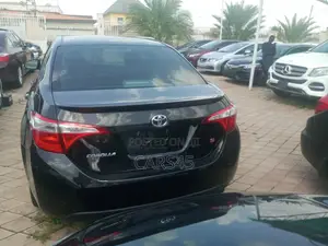 Toyota Corolla 2014 Black
