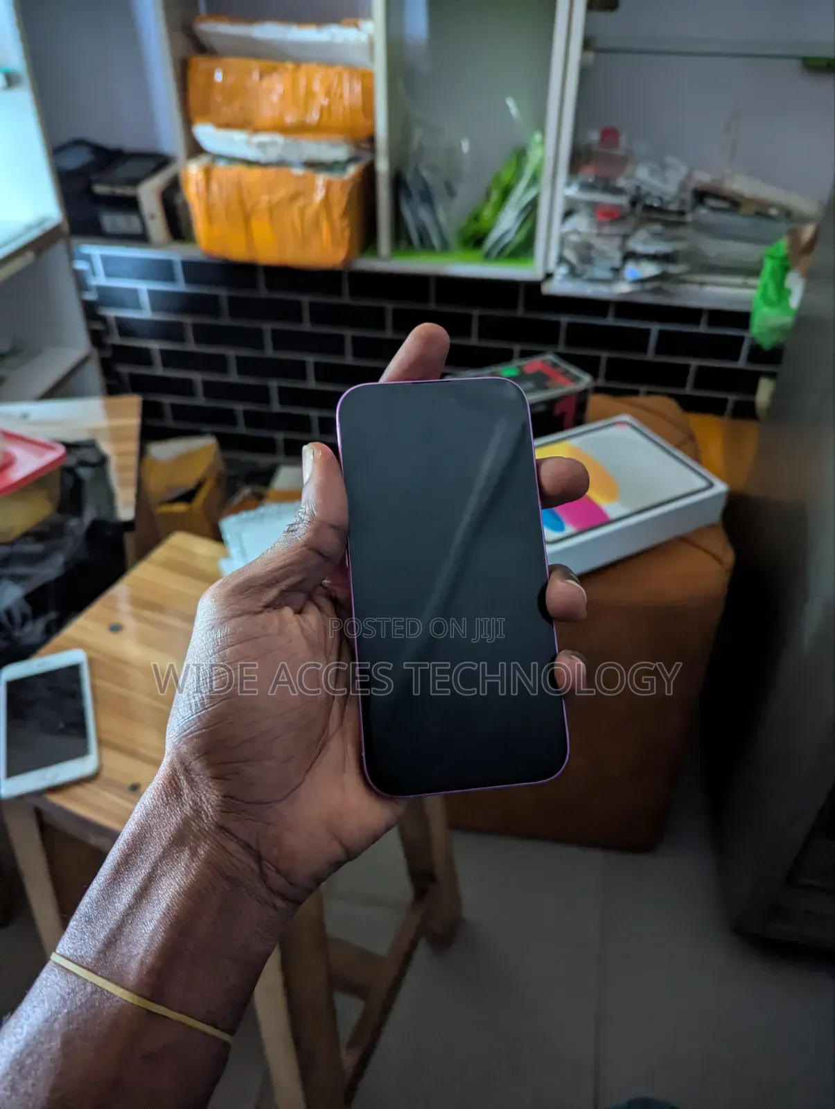 Apple iPhone 16 128 GB Pink