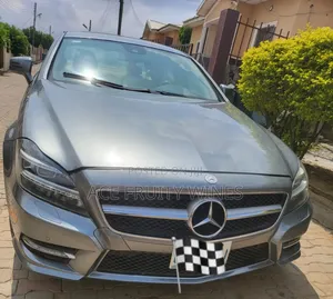 Mercedes-Benz CLS 550 2012 Silver