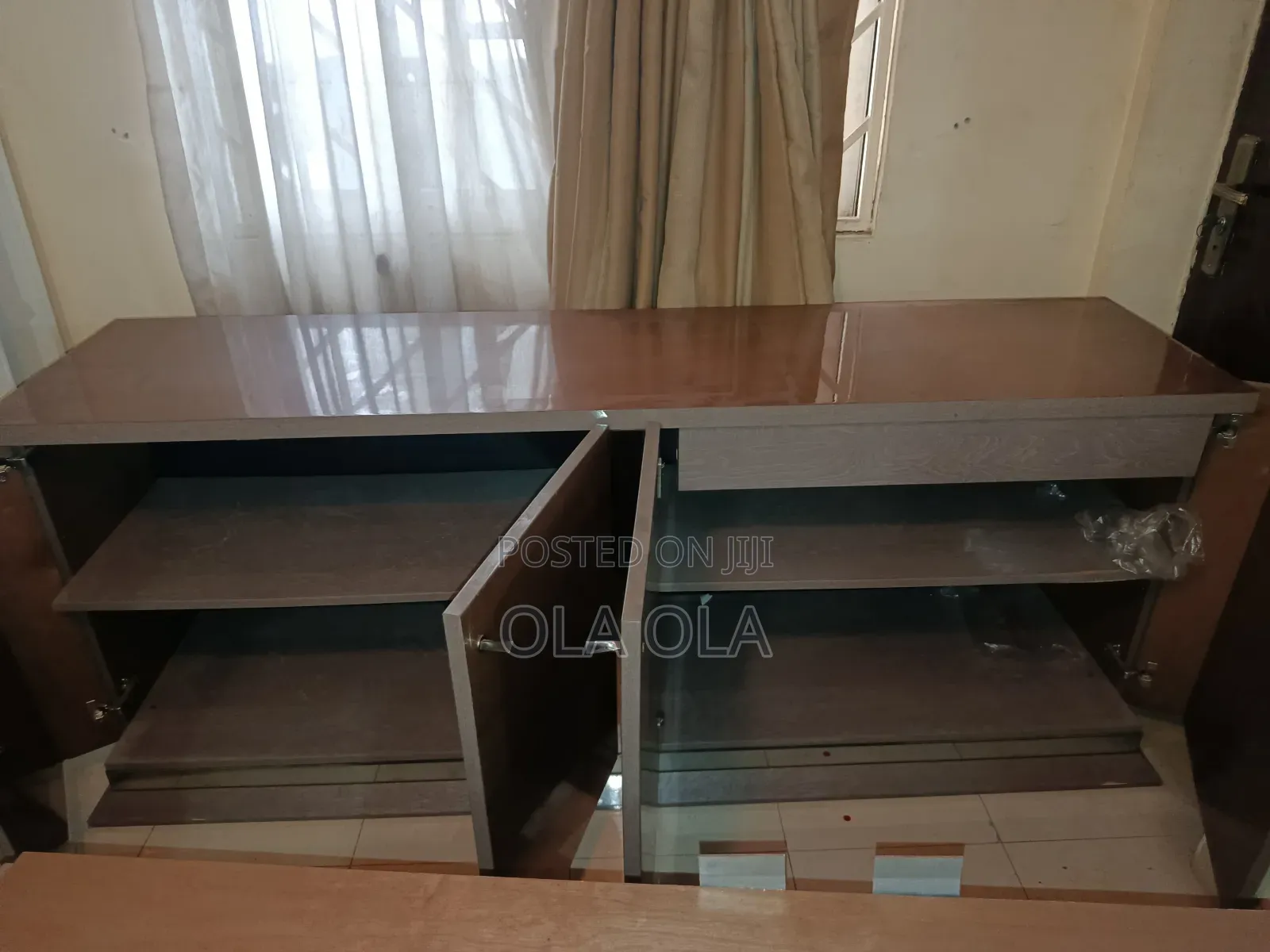 Kitchen Cabinet