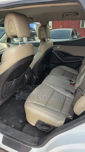 Hyundai Santa Fe 2014 White
