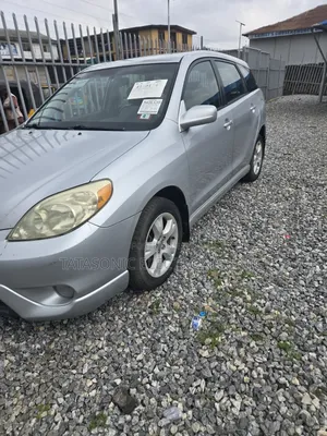 Toyota Matrix XR Hatchback AWD (1.8L 4cyl 4A) 2005 Silver