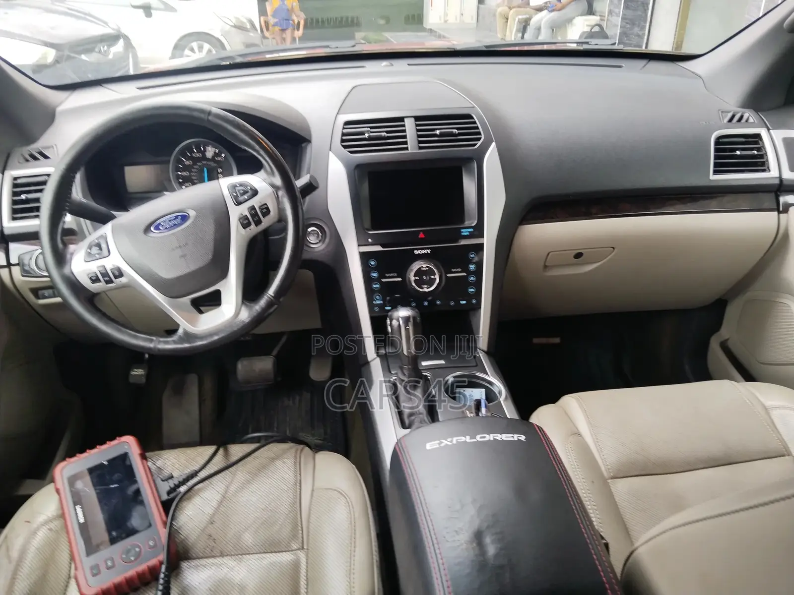 Ford Explorer 2013 Red