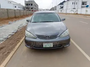 Toyota Camry 2002 Gray