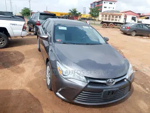 Toyota Camry 2016 Gray