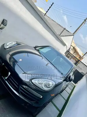 Porsche Cayenne S 2011 Black