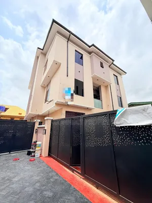 4bdrm Duplex in GRA Phase 1 for sale