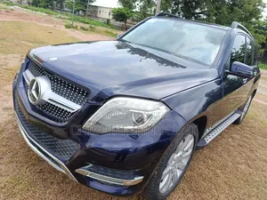 Mercedes-Benz GLK-Class 2010 Blue