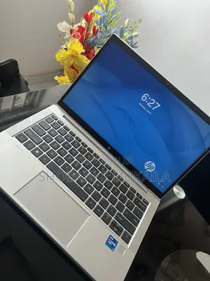 Laptop HP EliteBook 830 G8 16GB Intel Core i7 SSD 512GB