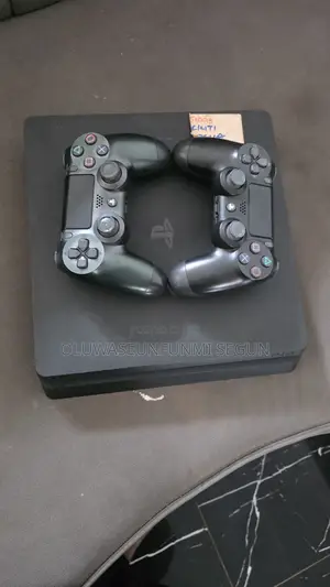 Ps 4 With Call of Duty Package and Fifa 25