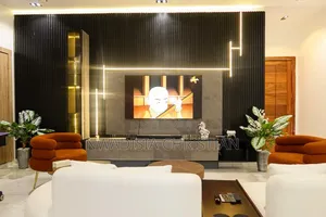 Stunning 2 Bedroom Apartment