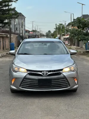 Toyota Camry 2015 Silver