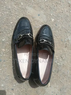 Men's Black Shoe -Gloss