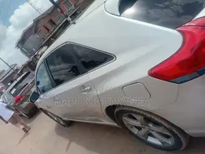 Toyota Venza V6 2011 Silver