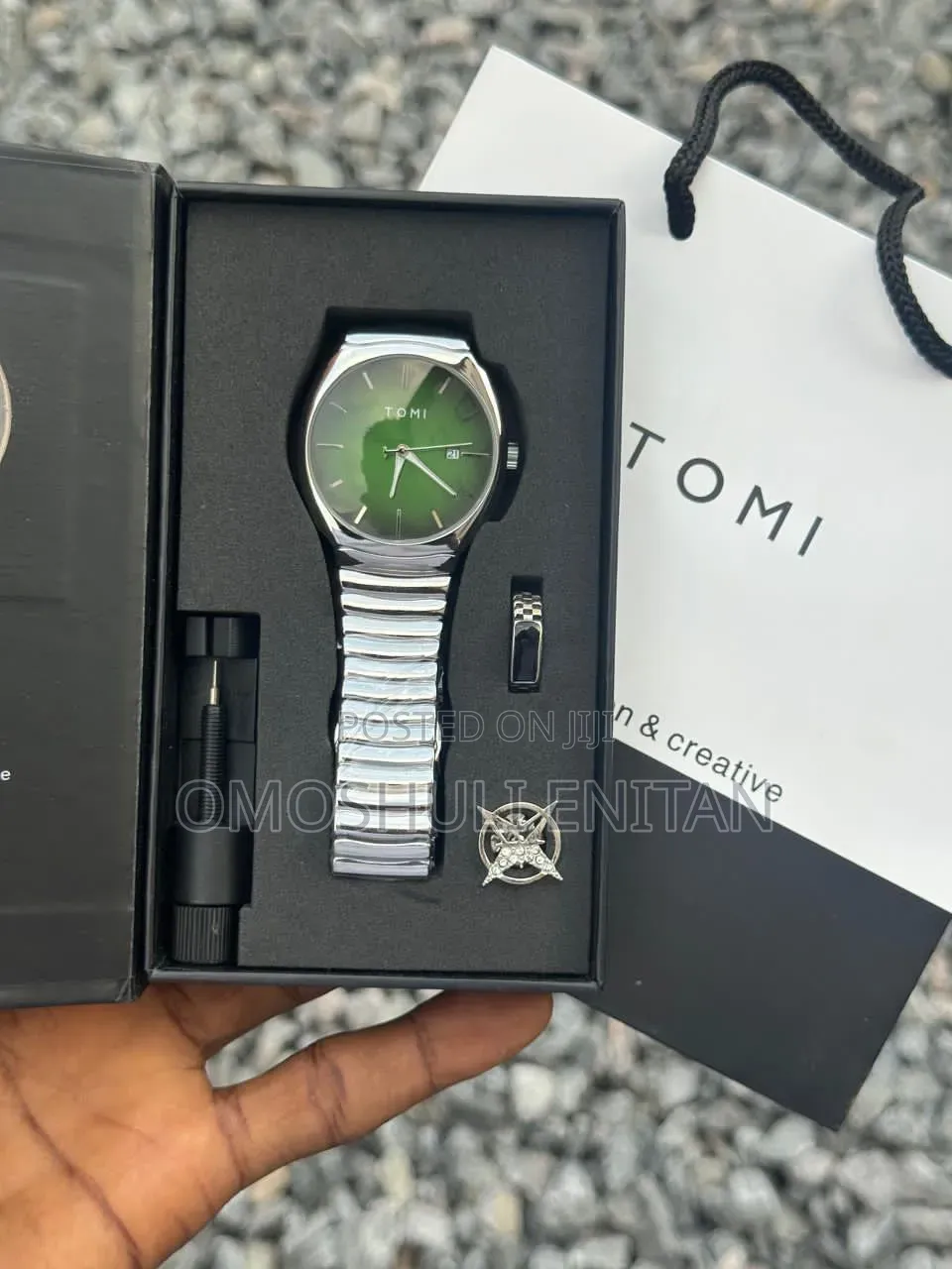 Tomi Chain Watch Available