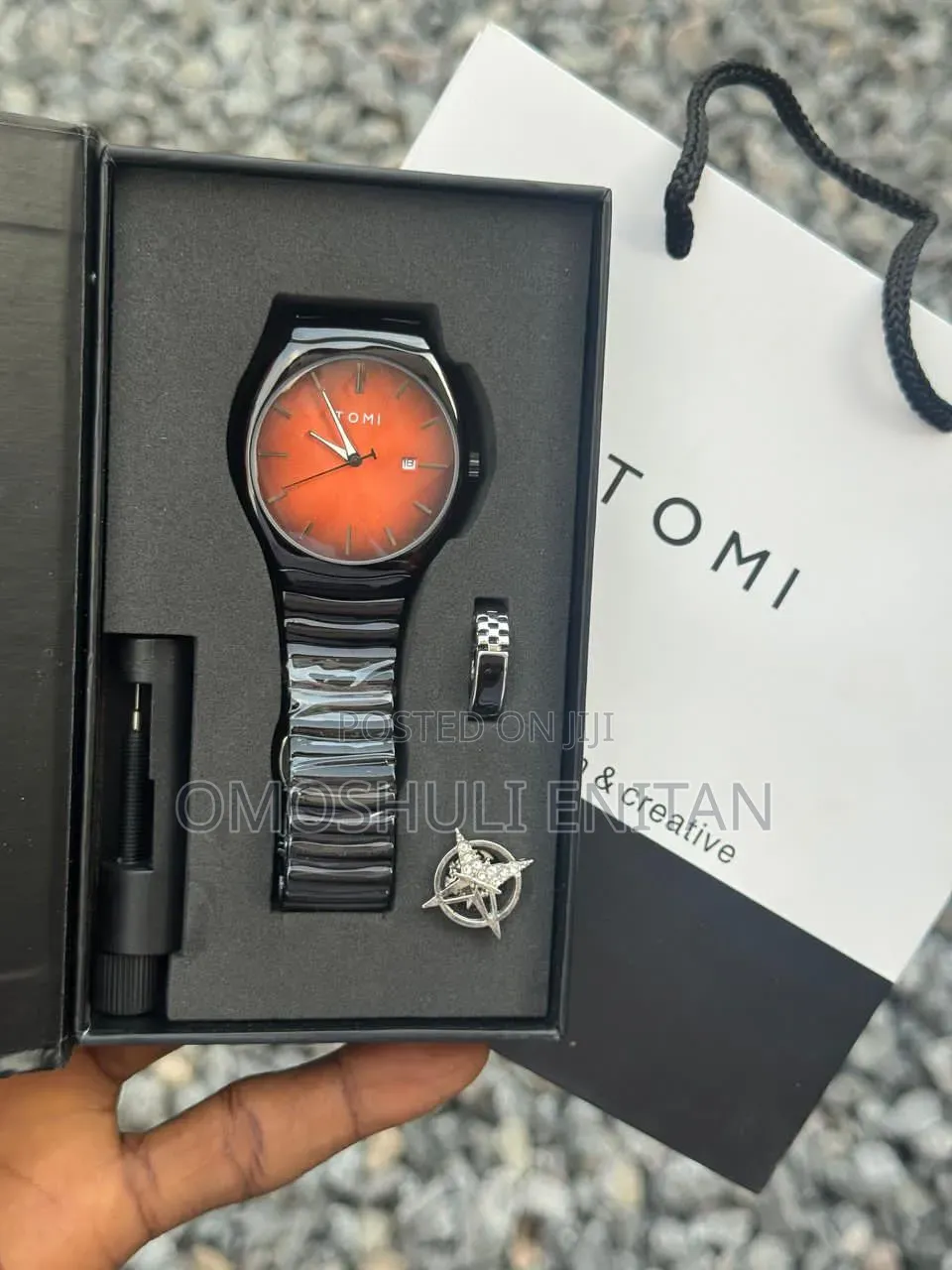 Tomi Chain Watch Available